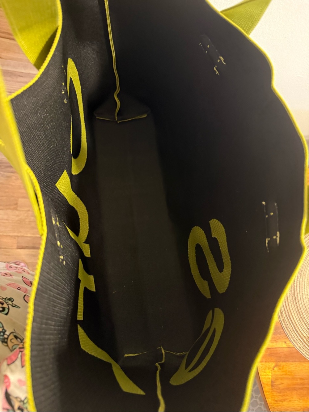 Curves by Sean Brown Tote - Picture 3 of 4